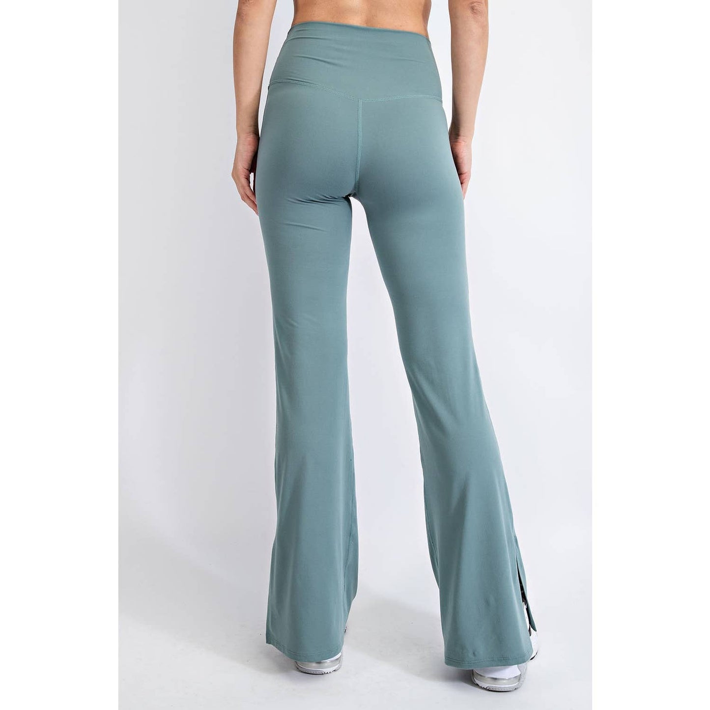 Flared Yoga Pants With Pockets