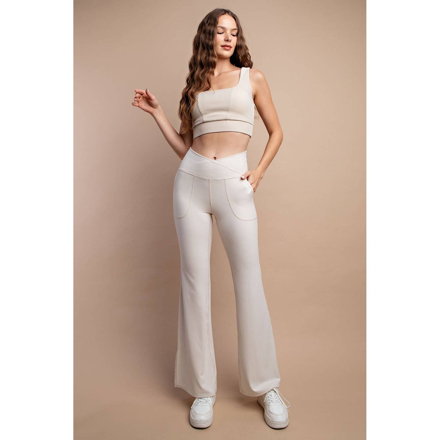 Flared Yoga Pants With Pockets