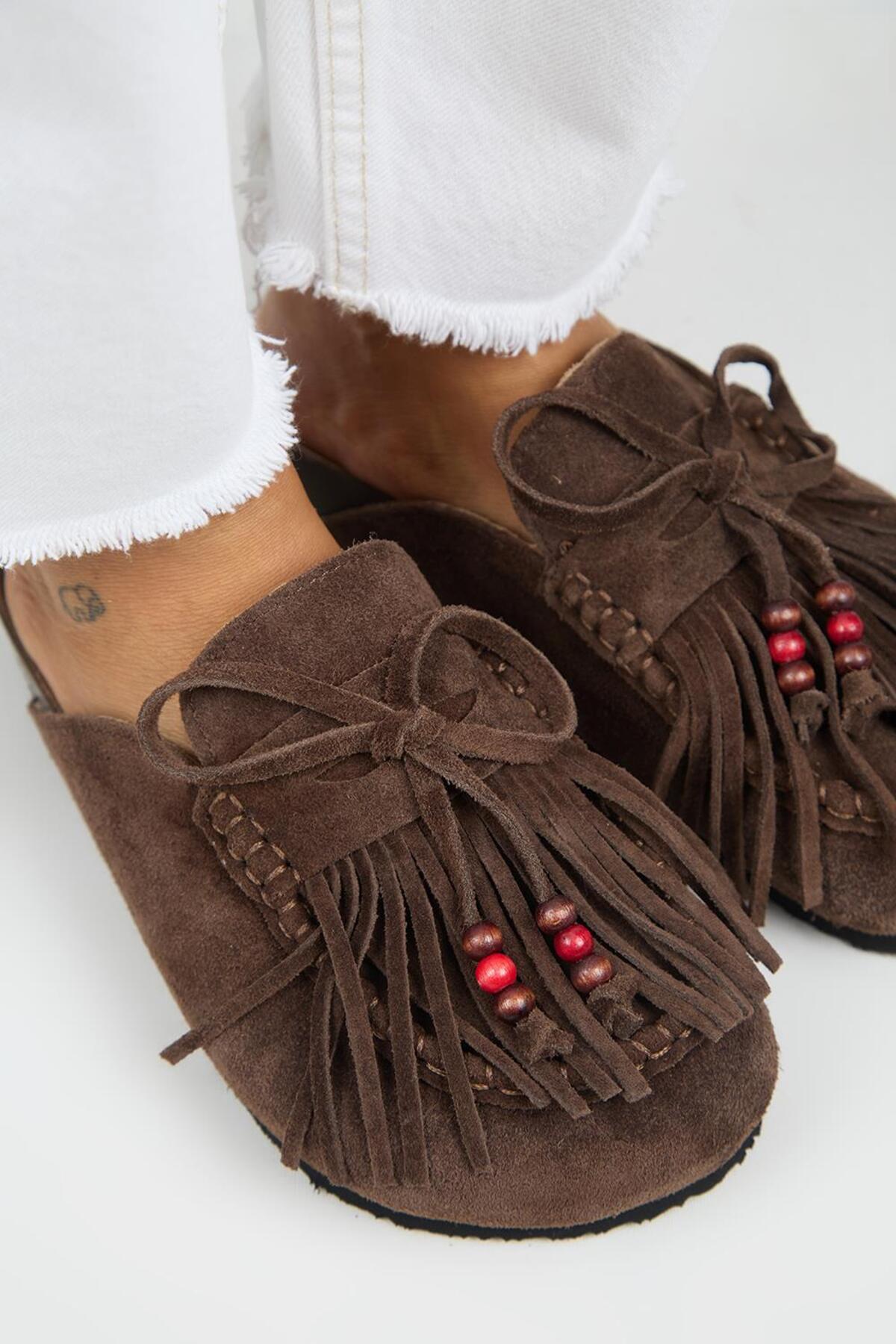 Manijero Malinda Women's Genuine Leather Tasseled Beaded Sabo Slipper