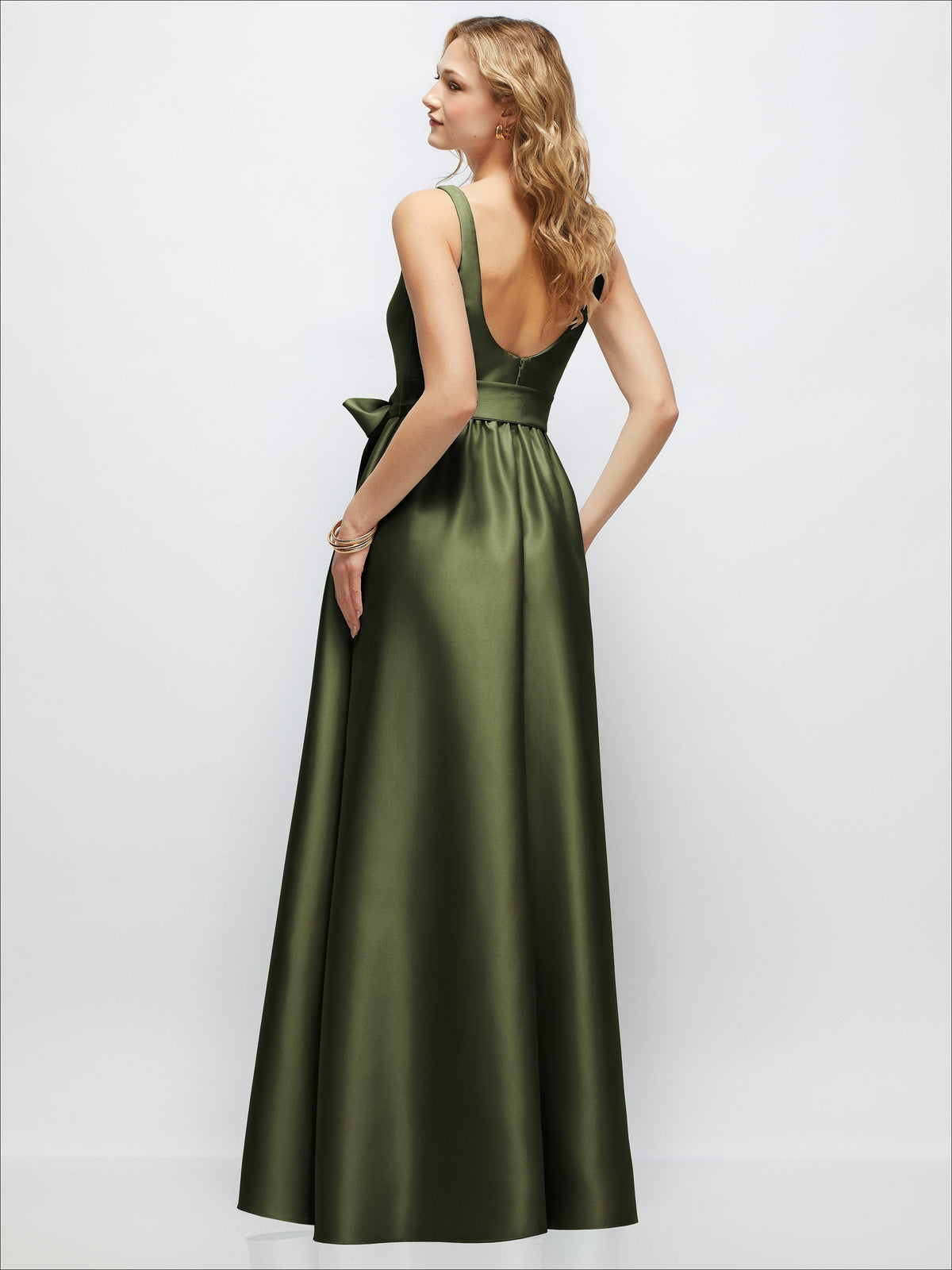 Scoop-Neck Tank Bodice Maxi Dress with Full Skirt
