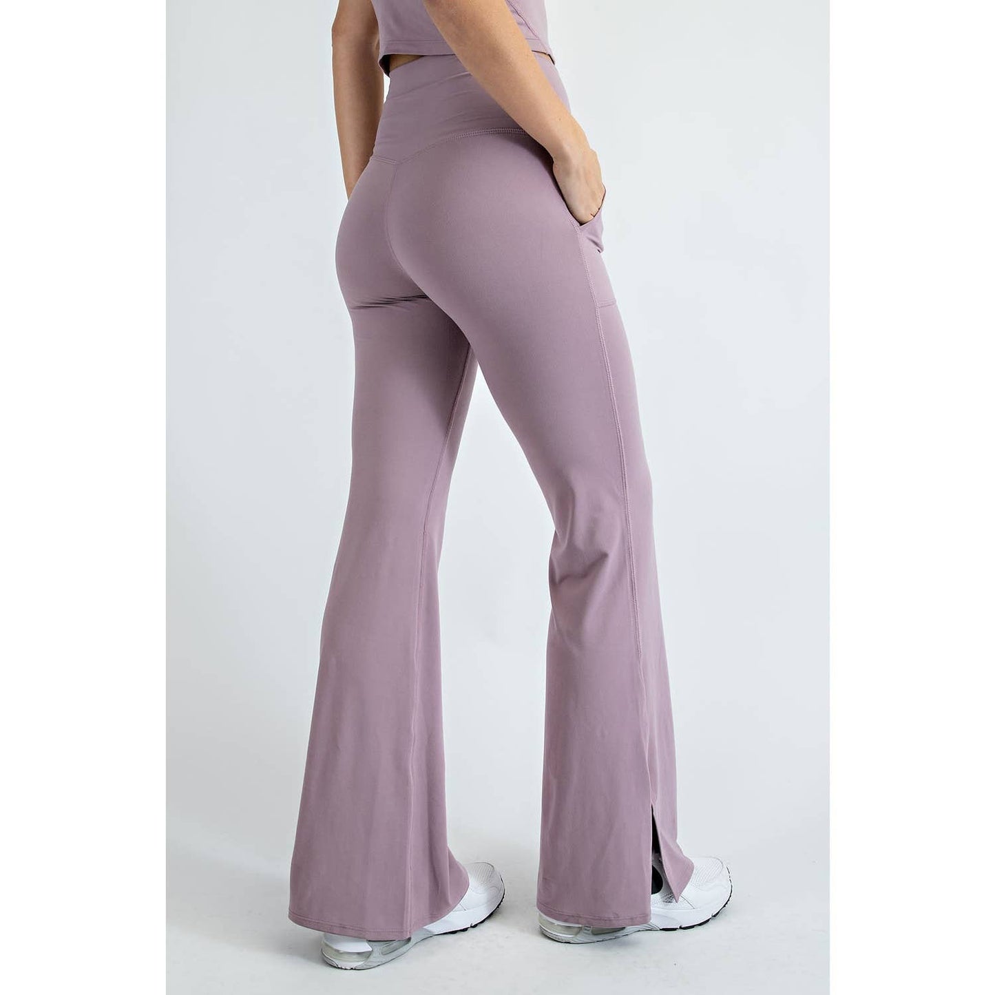 Flared Yoga Pants With Pockets