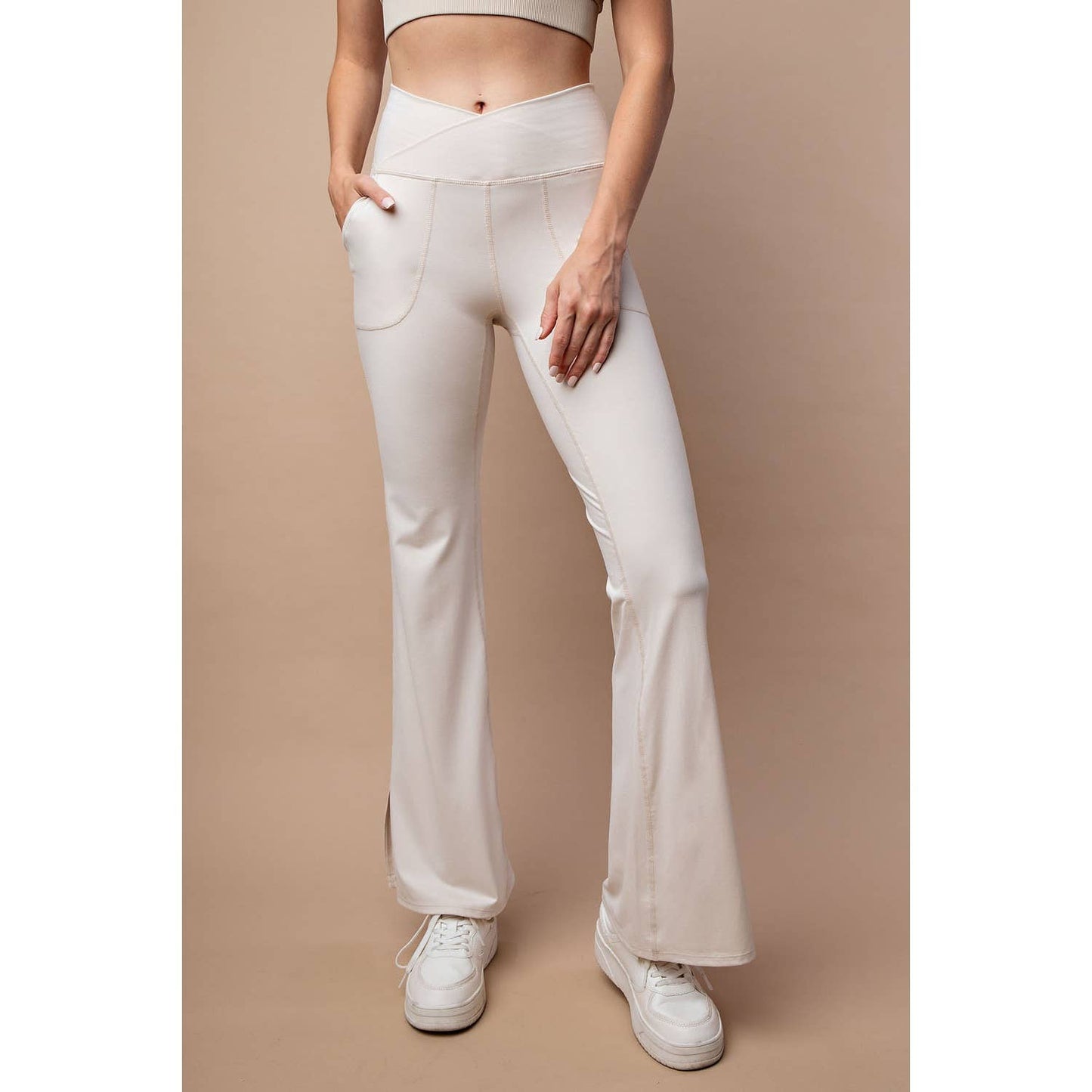 Flared Yoga Pants With Pockets
