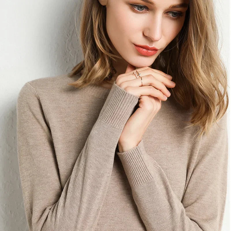 Slim O-Neck Cashmere Wool Blend Sweater