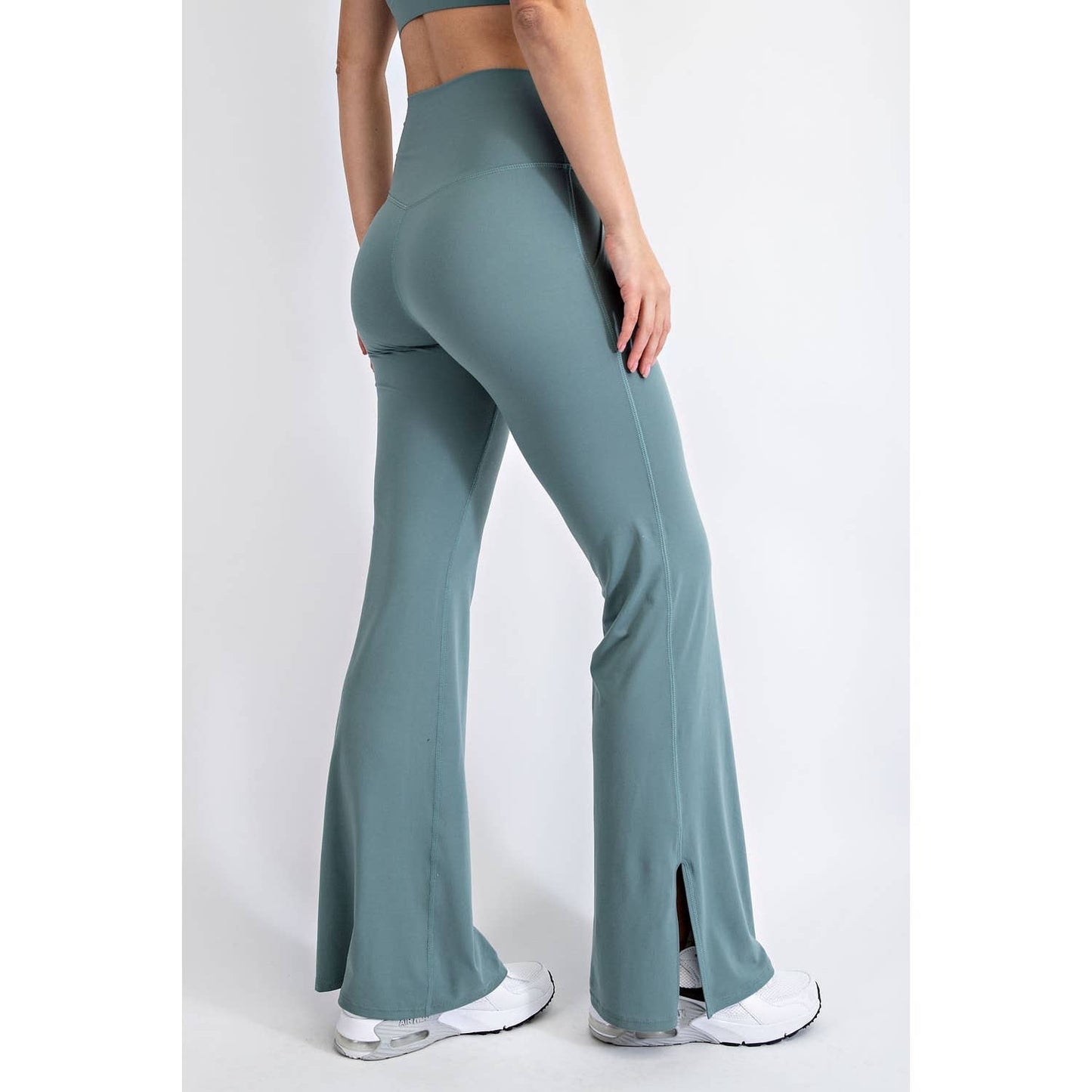Flared Yoga Pants With Pockets