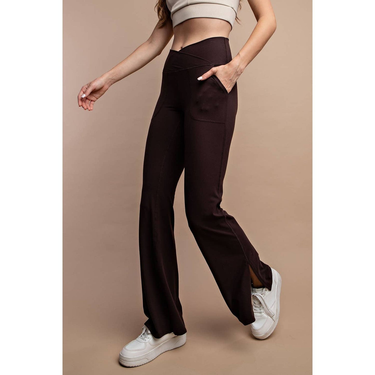 Flared Yoga Pants With Pockets