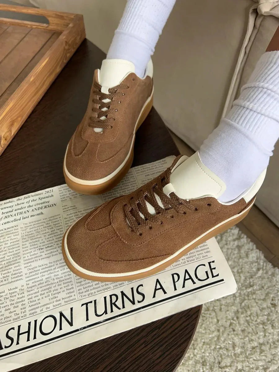 Emily Sneakers: Stylish Comfort