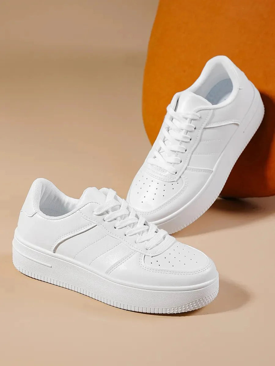 Lester Sneakers: Ultimate Comfort