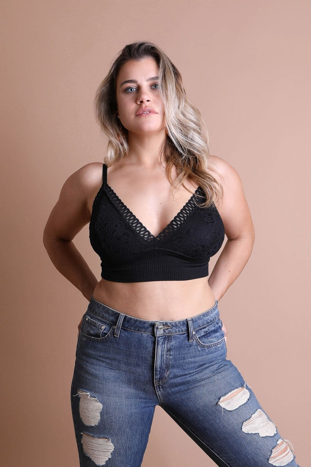 Lightweight lace black brami plus size for curvy women.