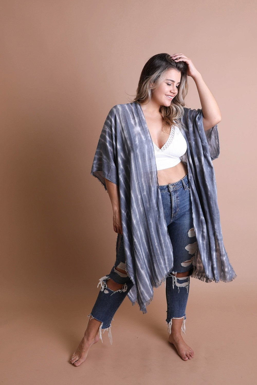 Elegant plus size loop lace white brami with comfortable fit.