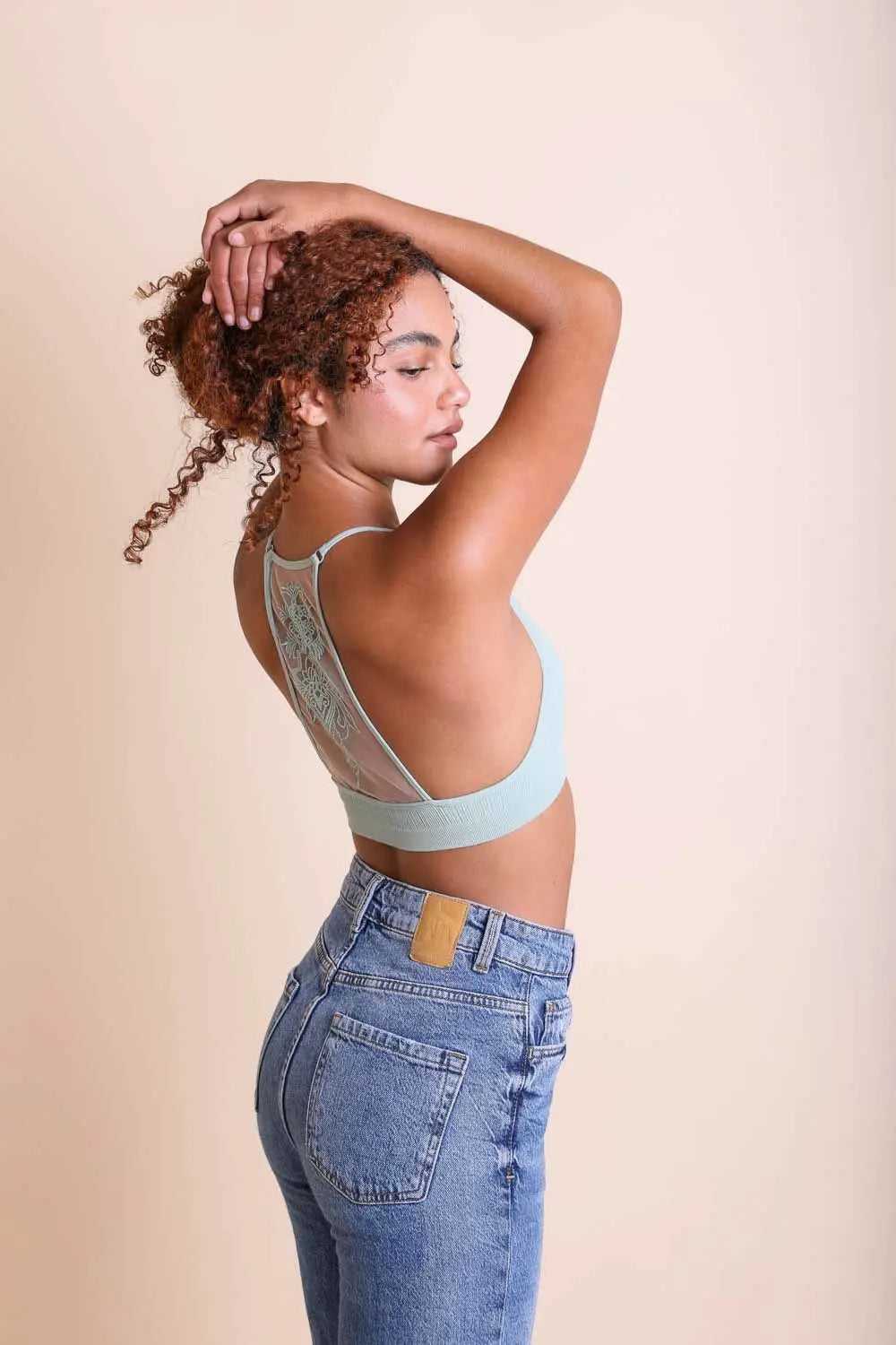 Tattoo Back Bralette – Seamless Design with Mesh Detail